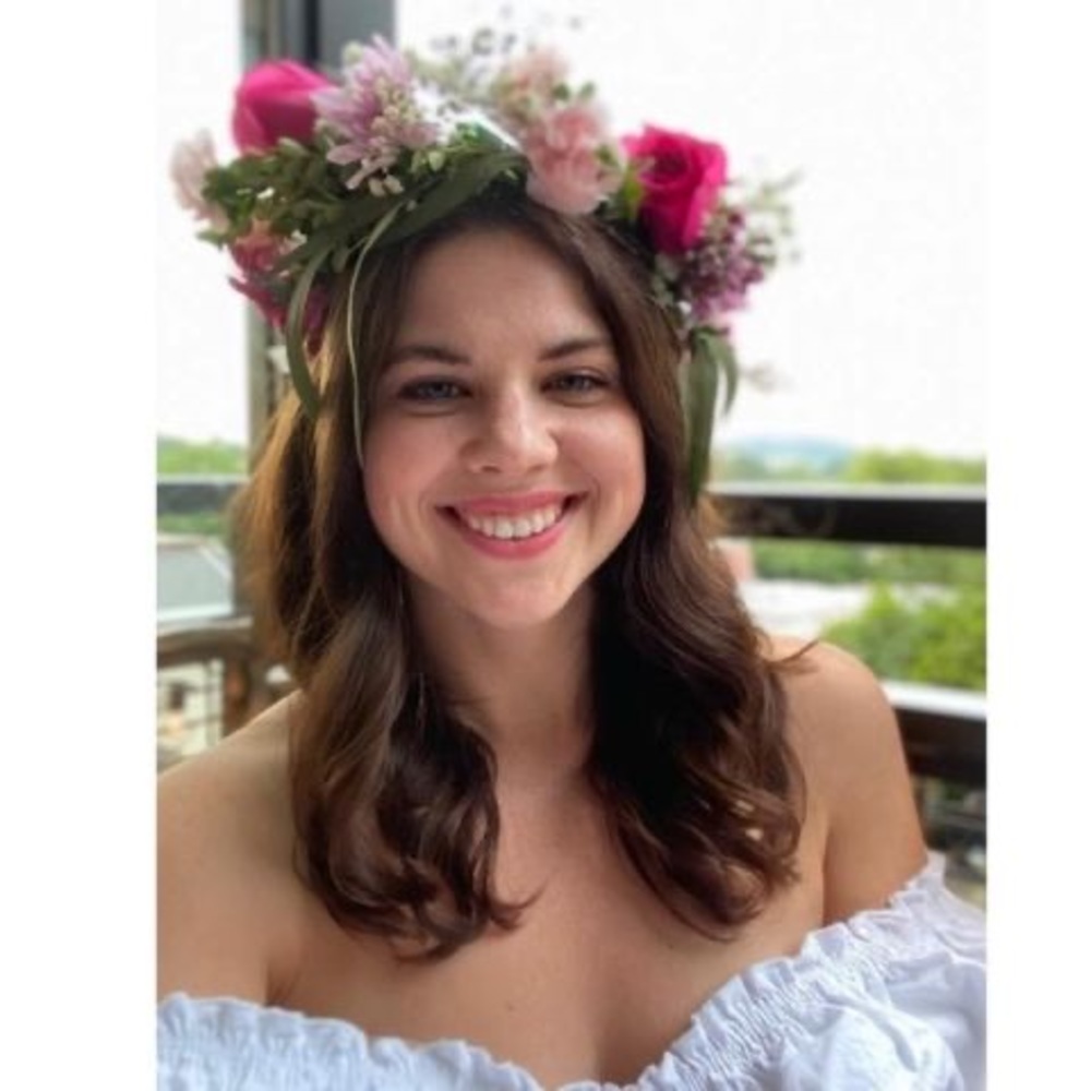 Meet your Posher, Genevieve